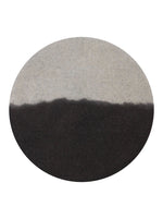 Load image into Gallery viewer, Moon rug 5.5&#39;
