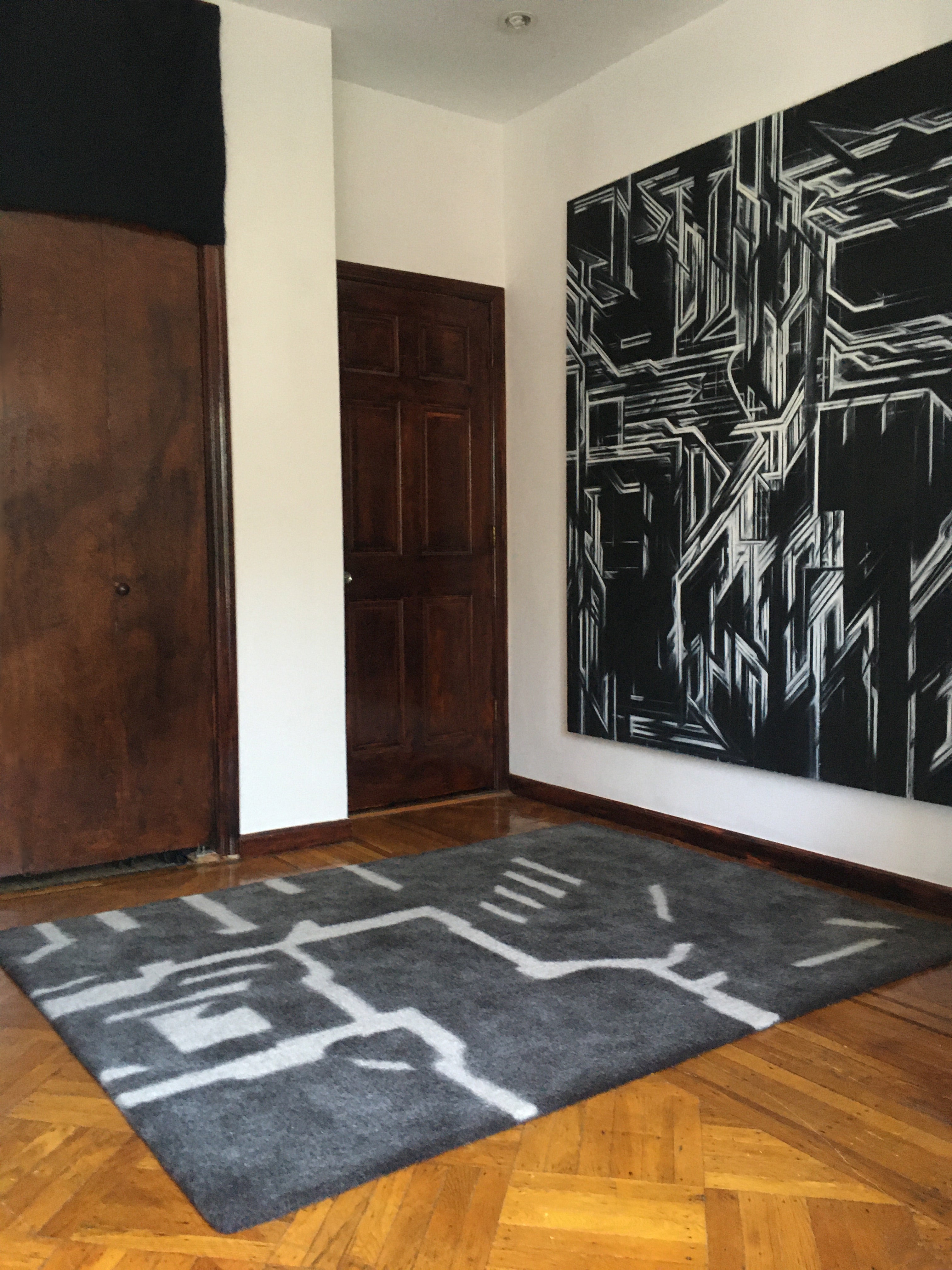 Perimeter Rug 5' x 7'