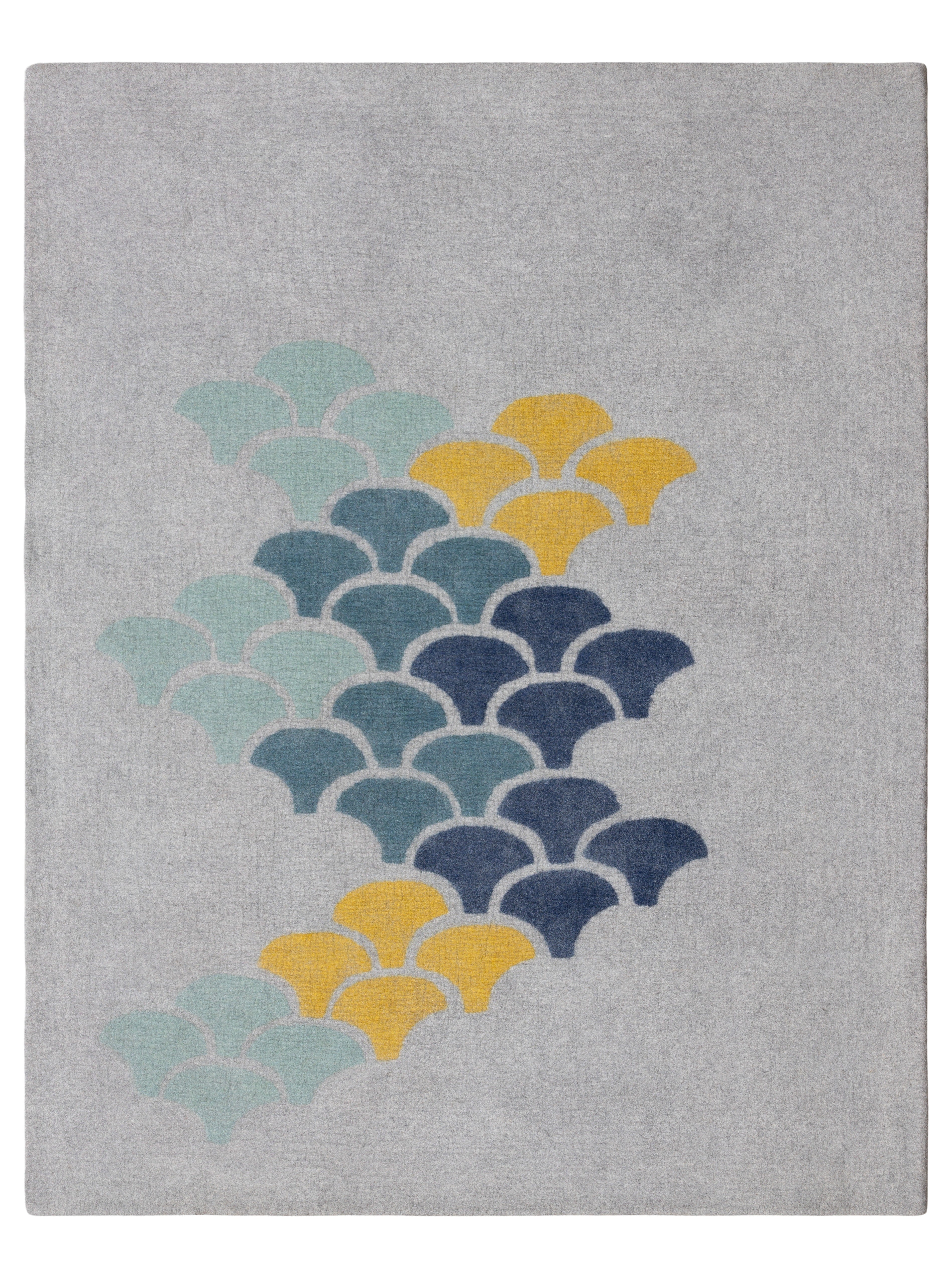 Fishskall Rug 8' x 10'