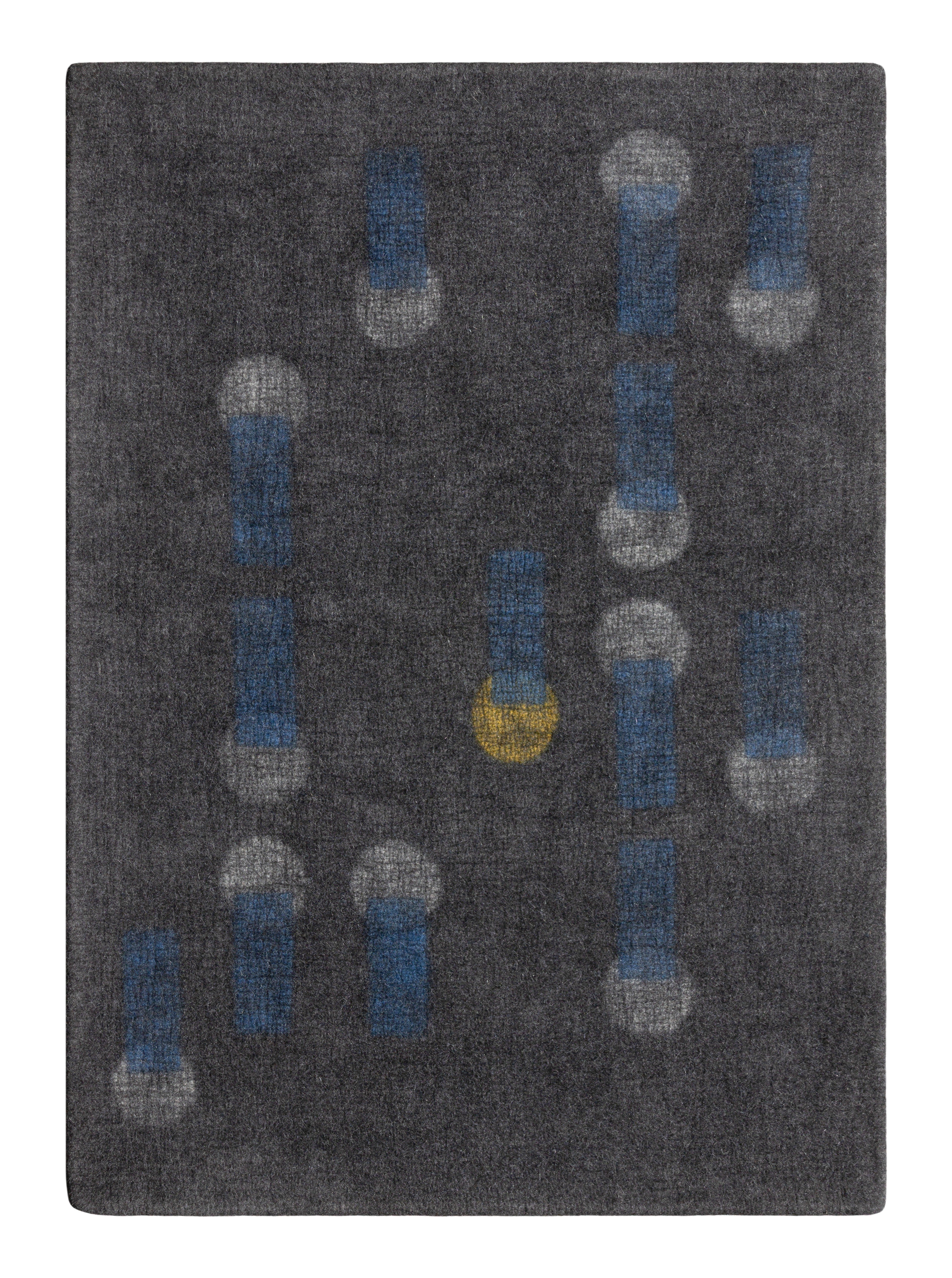 Lace Rug 5' x 7'