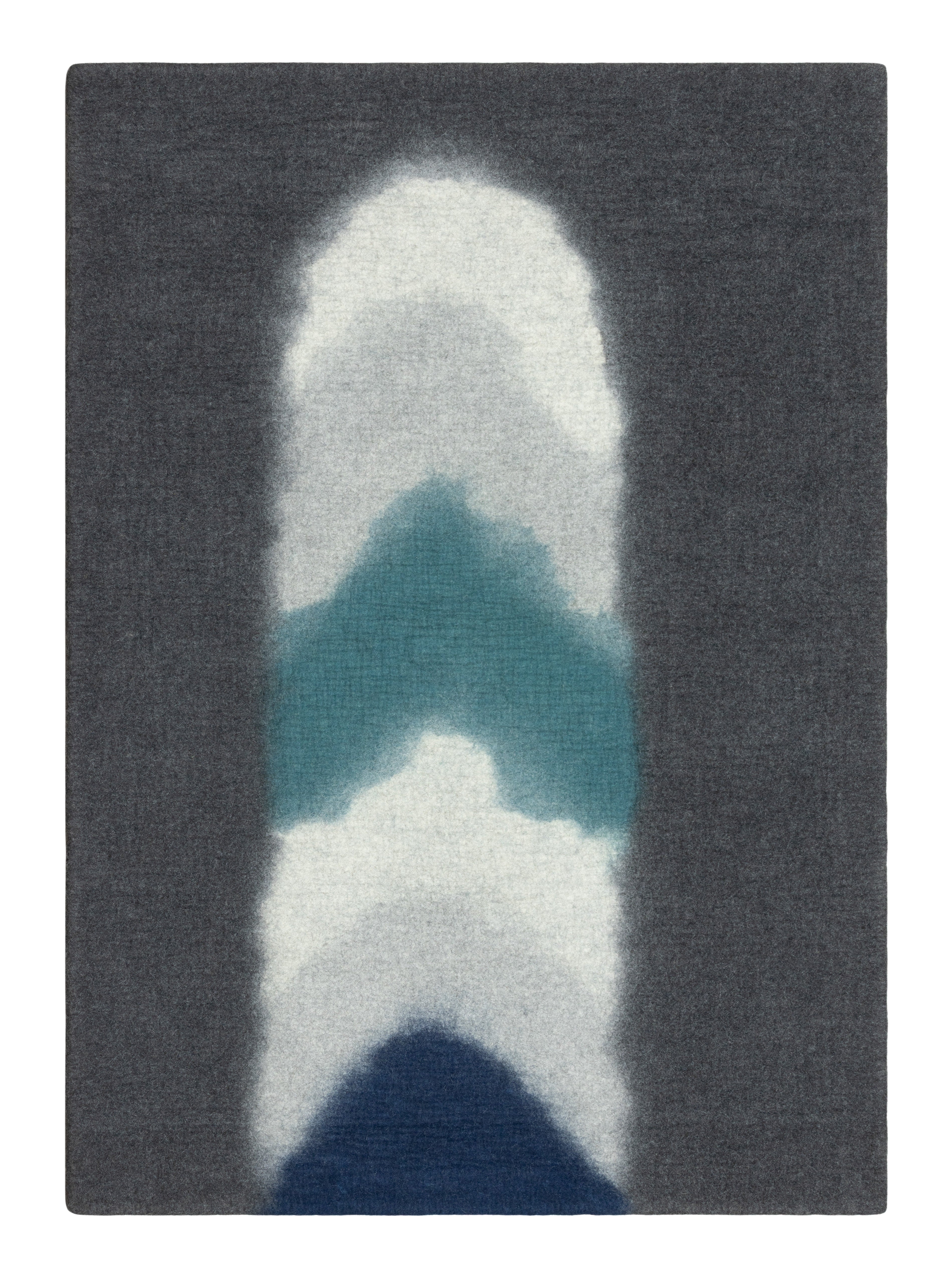 Prayer Rug 5' x 7'