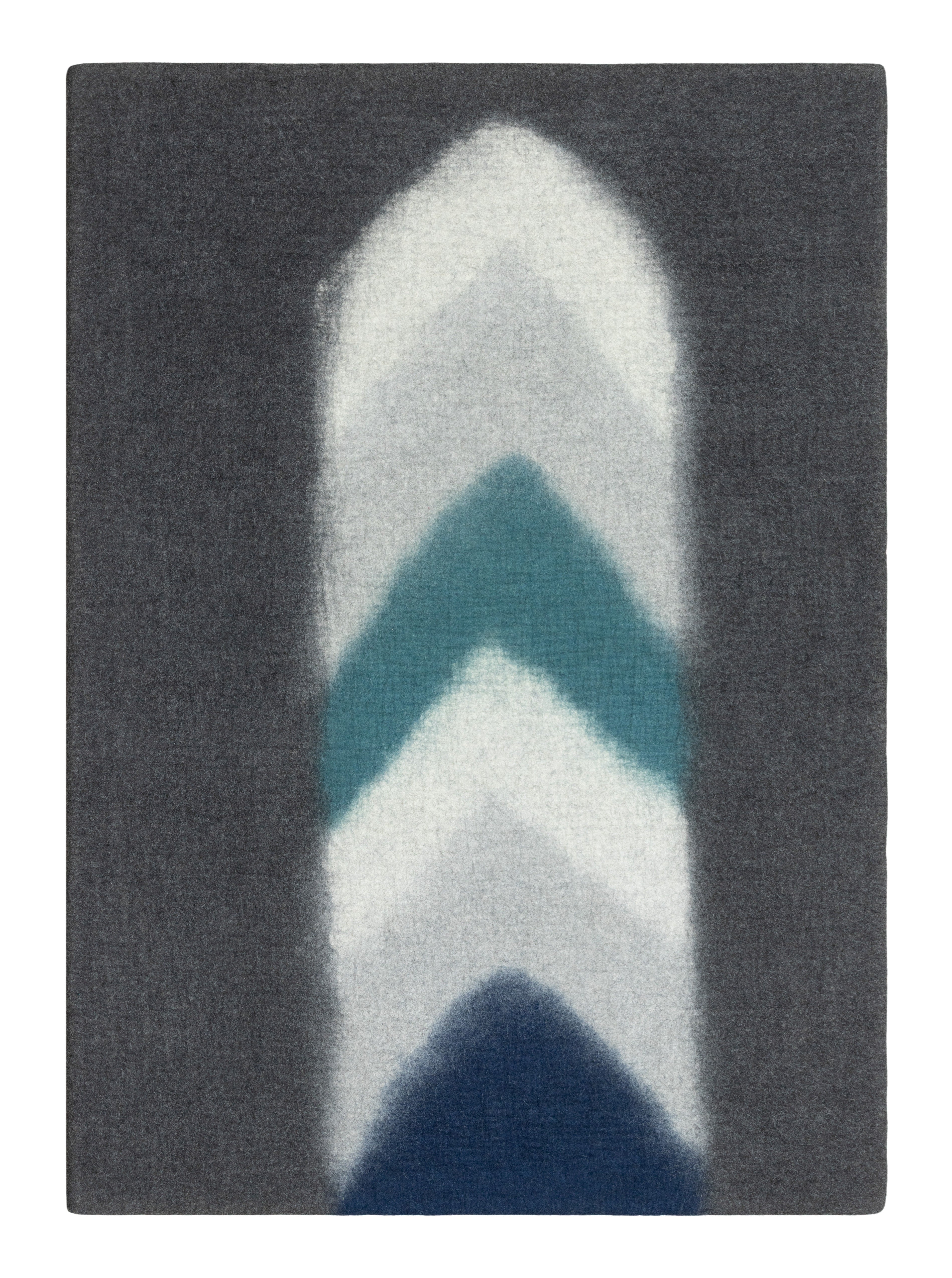 Prayer Rug 5' x 7'