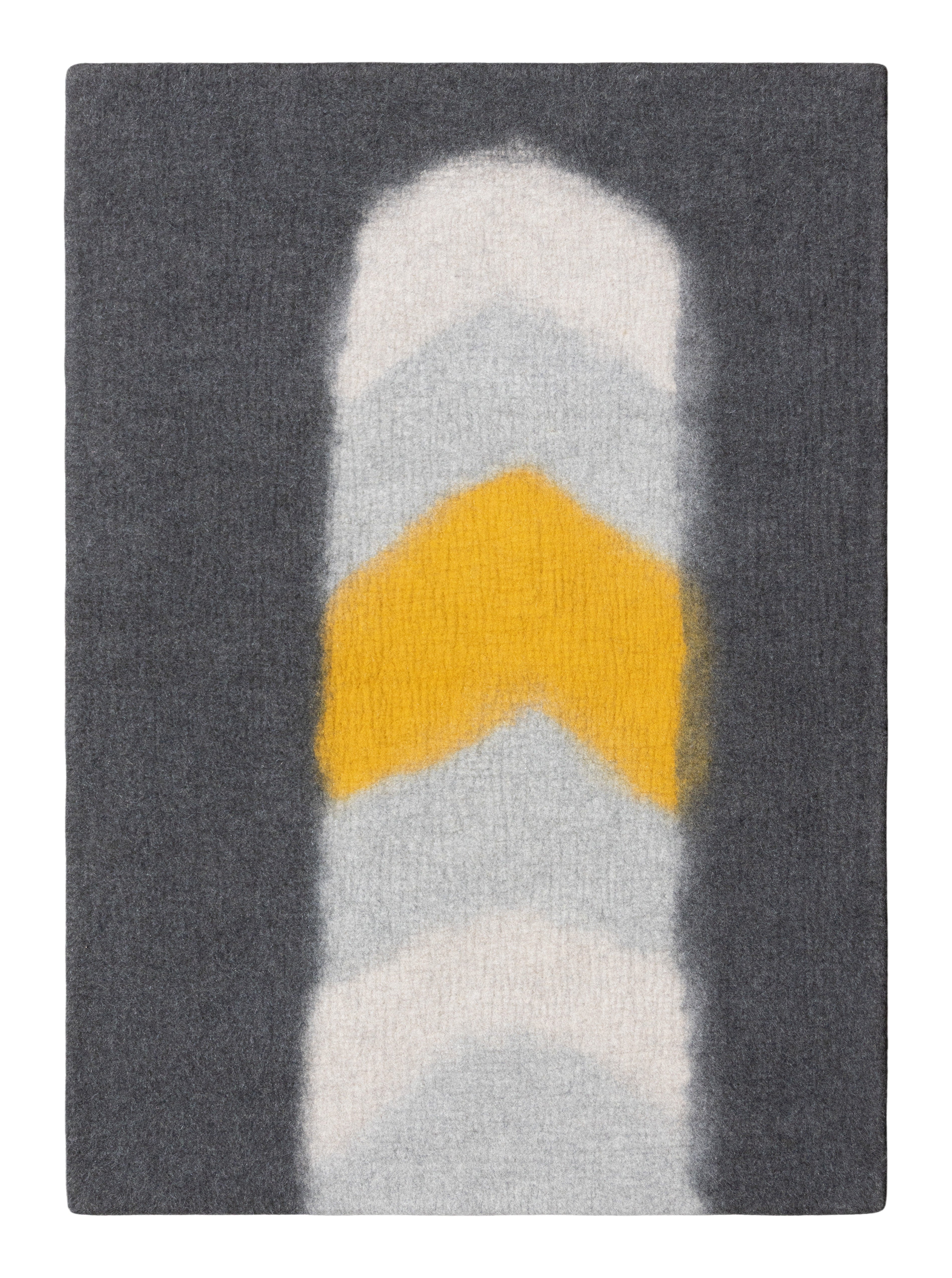 Prayer Rug 5' x 7'