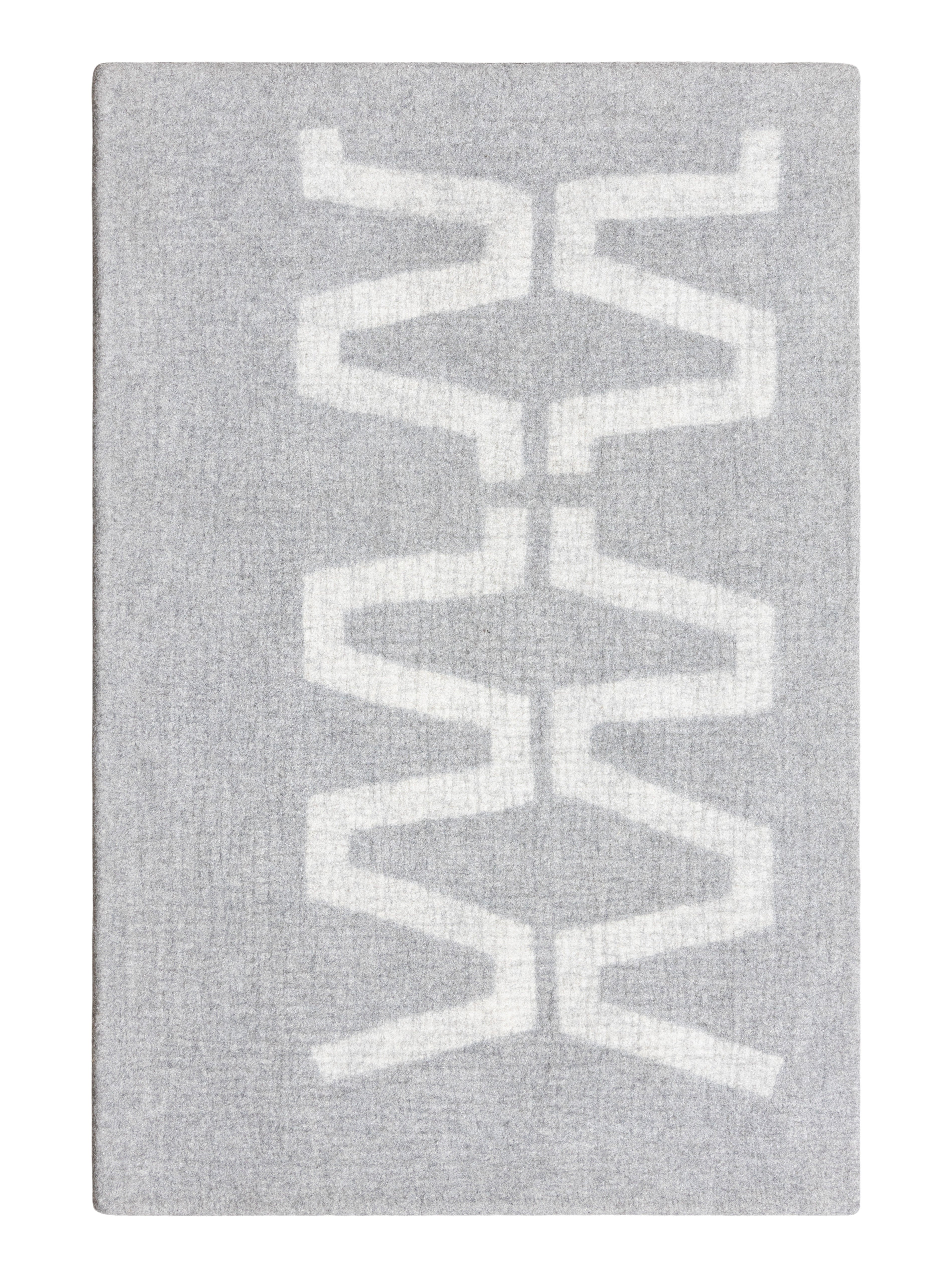 Jupiter Rug 4' x 6'