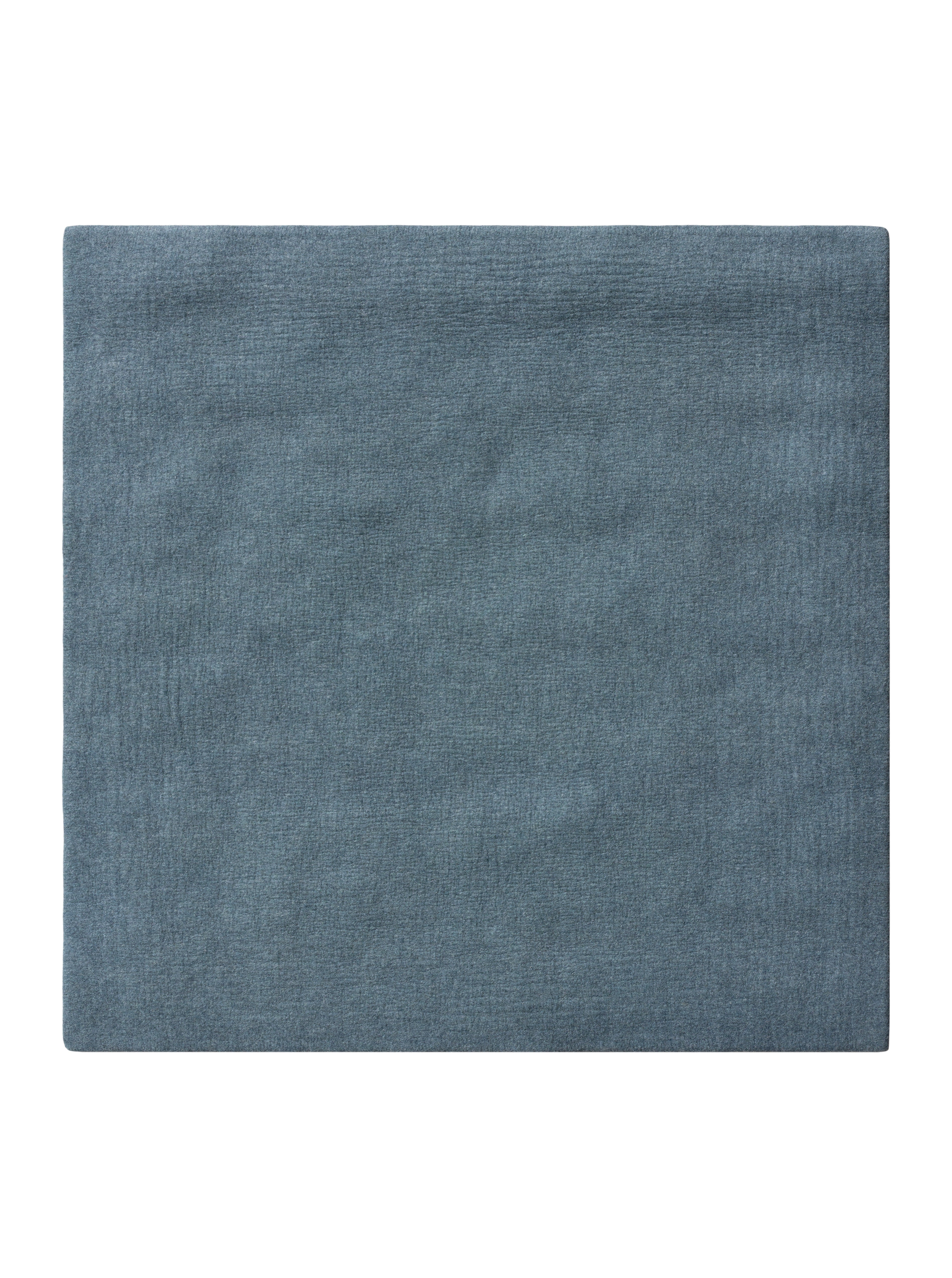 Epilogue Rug 7' x 7'