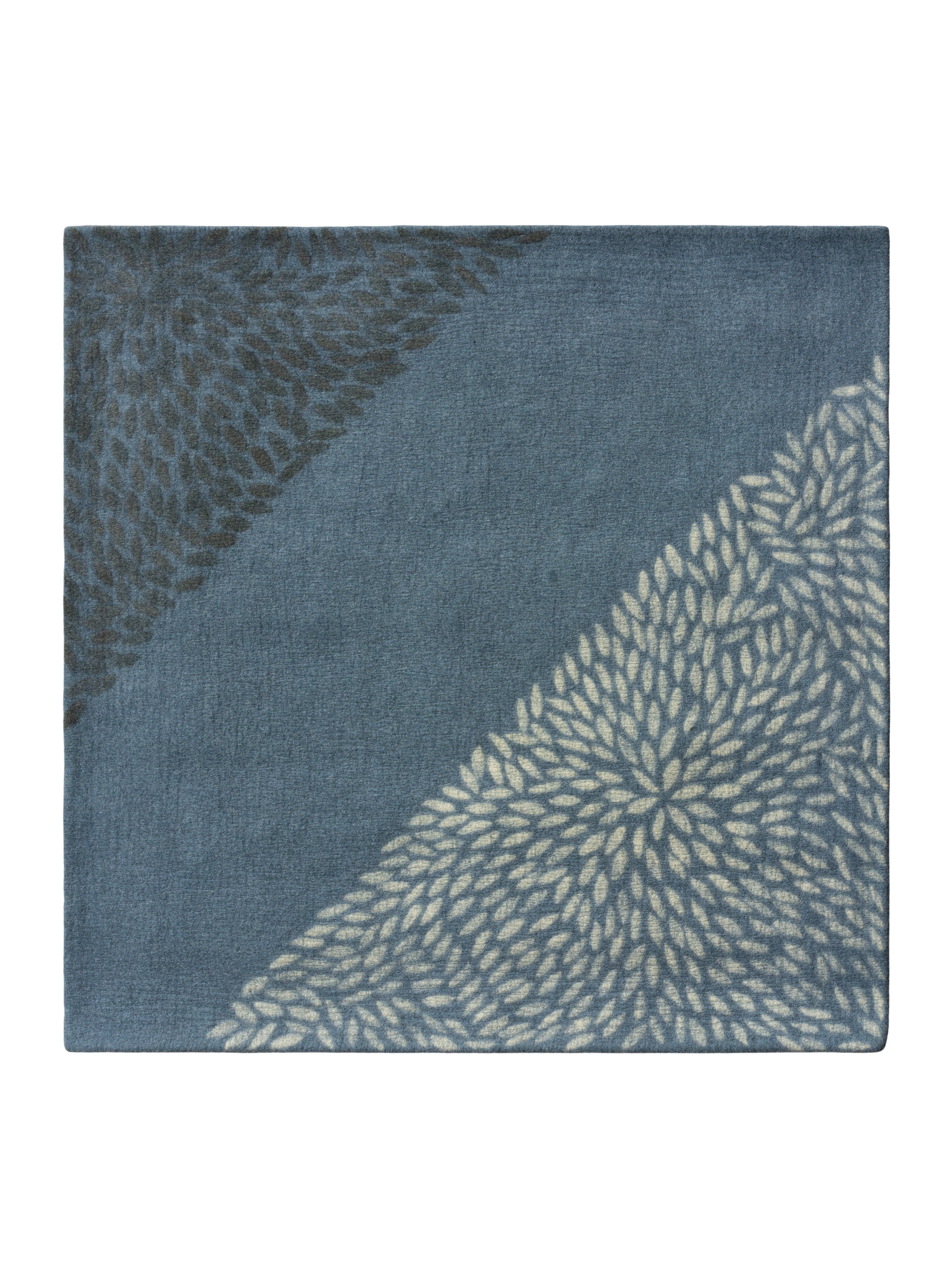 Epilogue Rug 7' x 7'