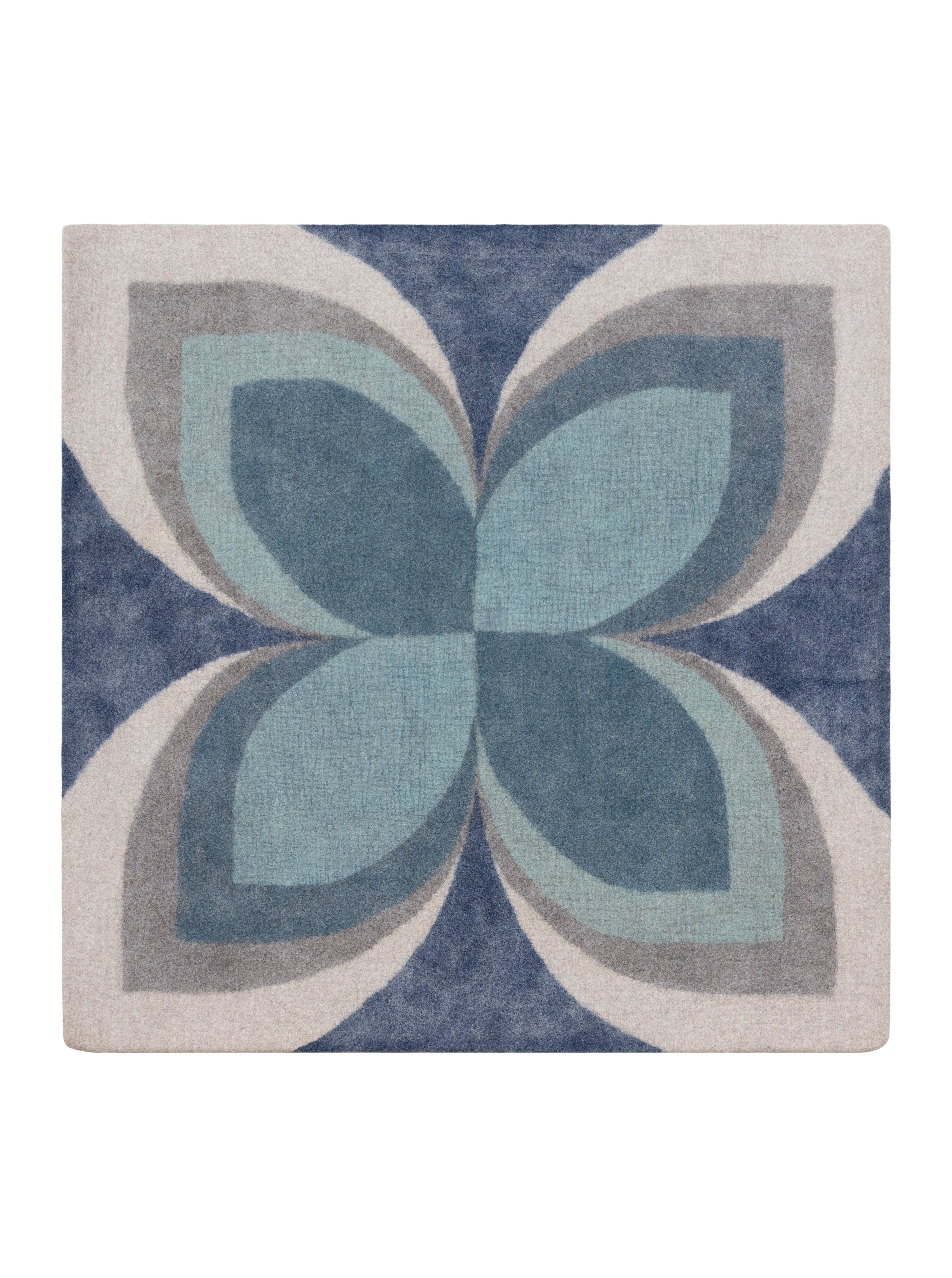 Nyepi Rug 7' x 7'