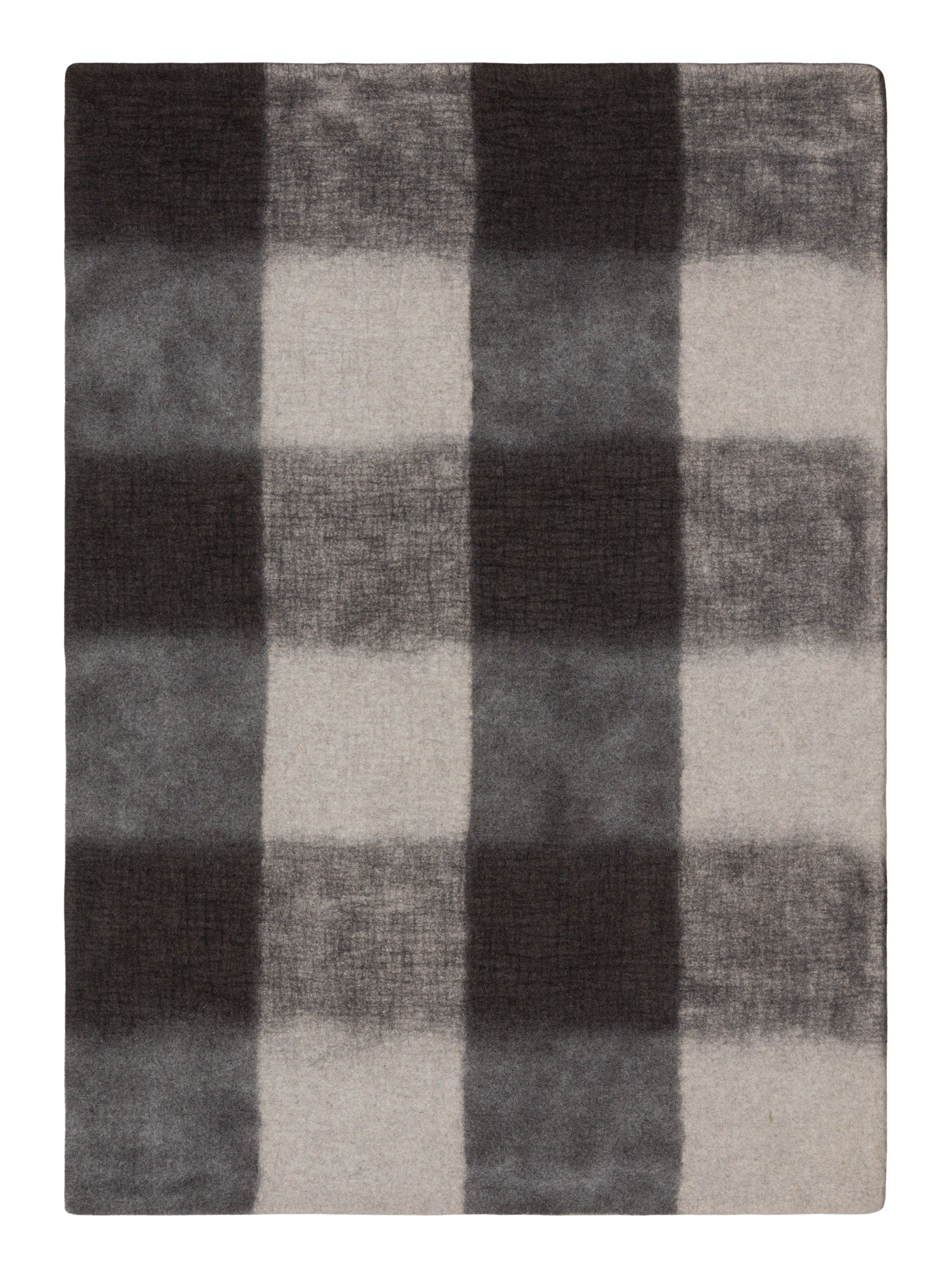 Weave Rug 5' x 7'