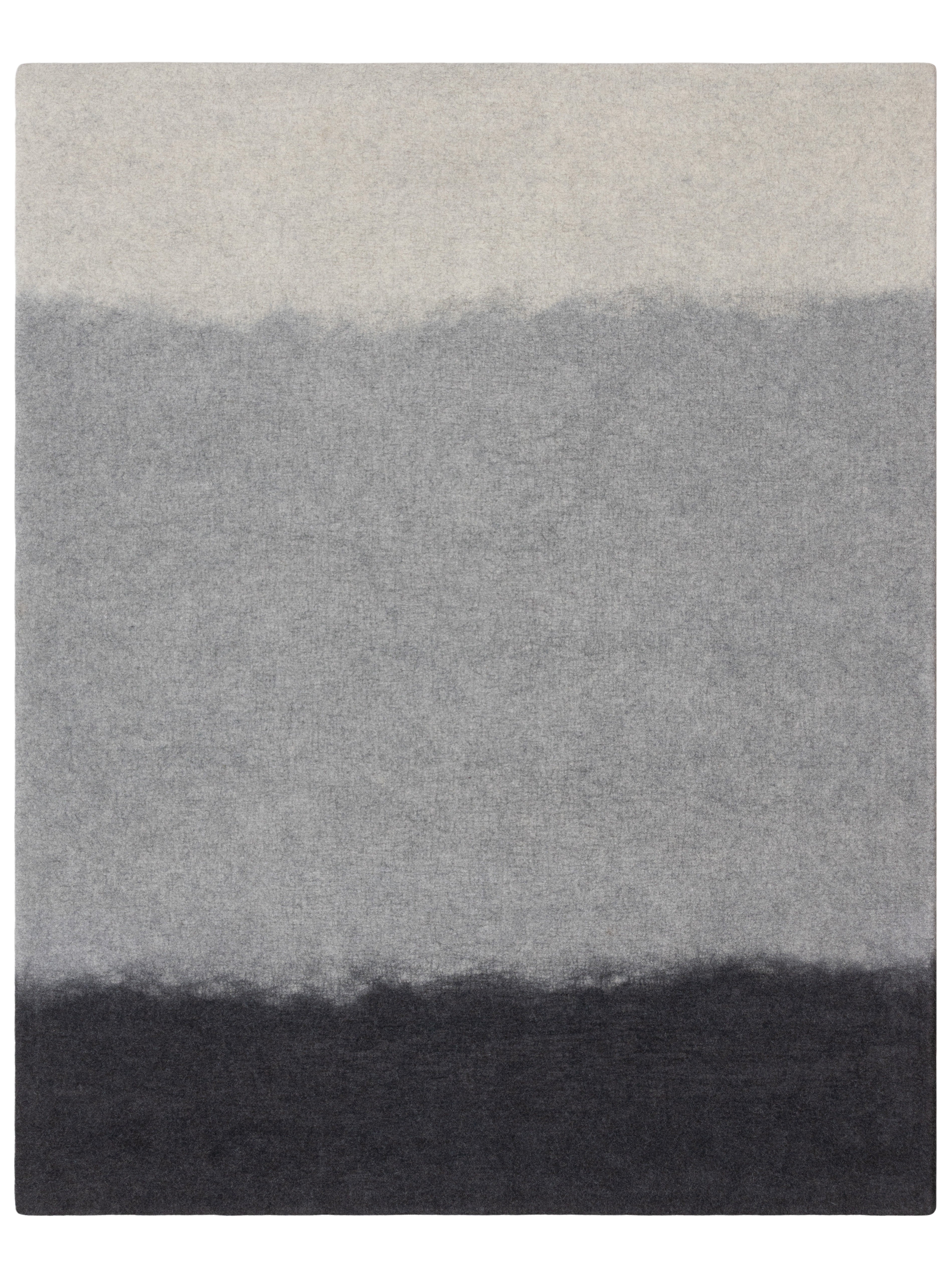 Field Rug 8' x 10'