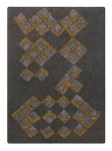 Customs rug 5' x 7'
