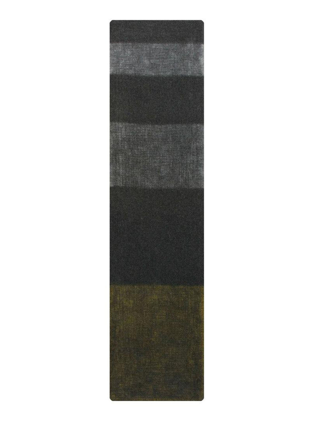 Block rug 2.5' x 10'